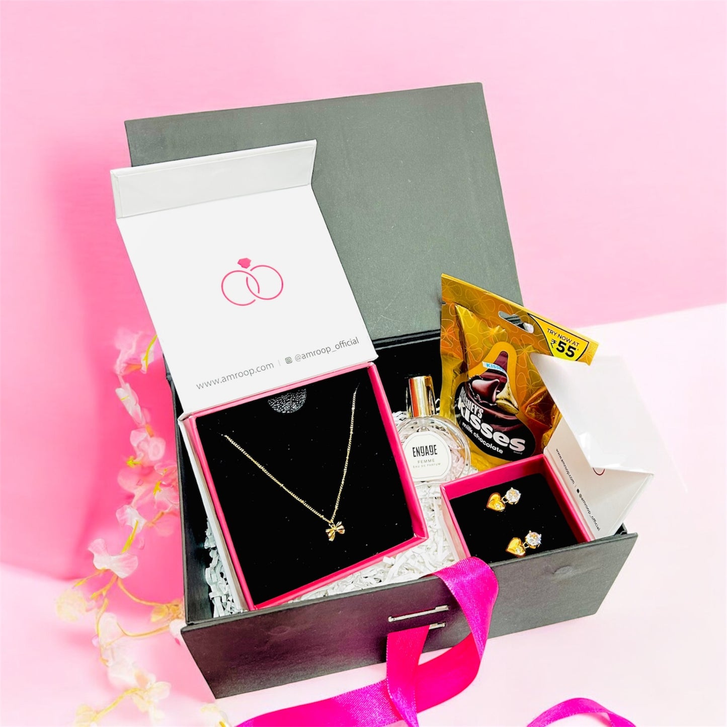 Premium Jewelry Gift Hamper Luxurious Gifts for a Special Day