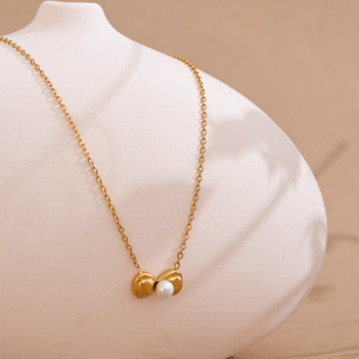 White Pearl Knot Necklace