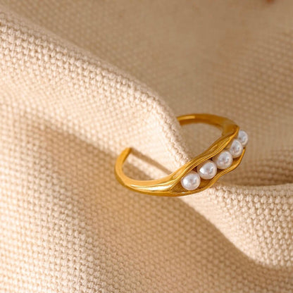 Natural Pearls - 18K Gold Plated Ring