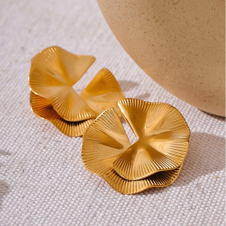 Big Flower - Anti Tarnish 18K Gold Plated Earrings