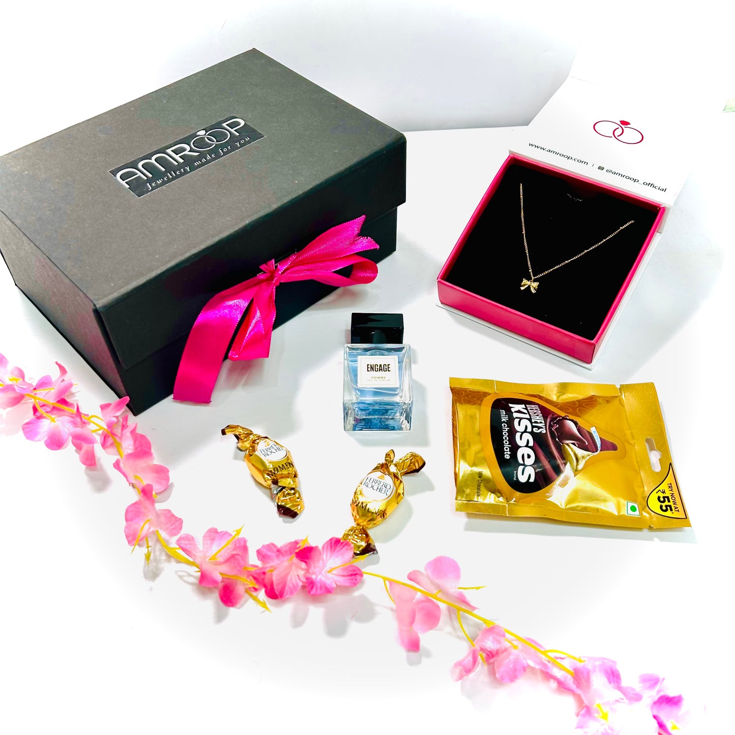 Radiant Jewelry Gift Hamper for Every Occasion